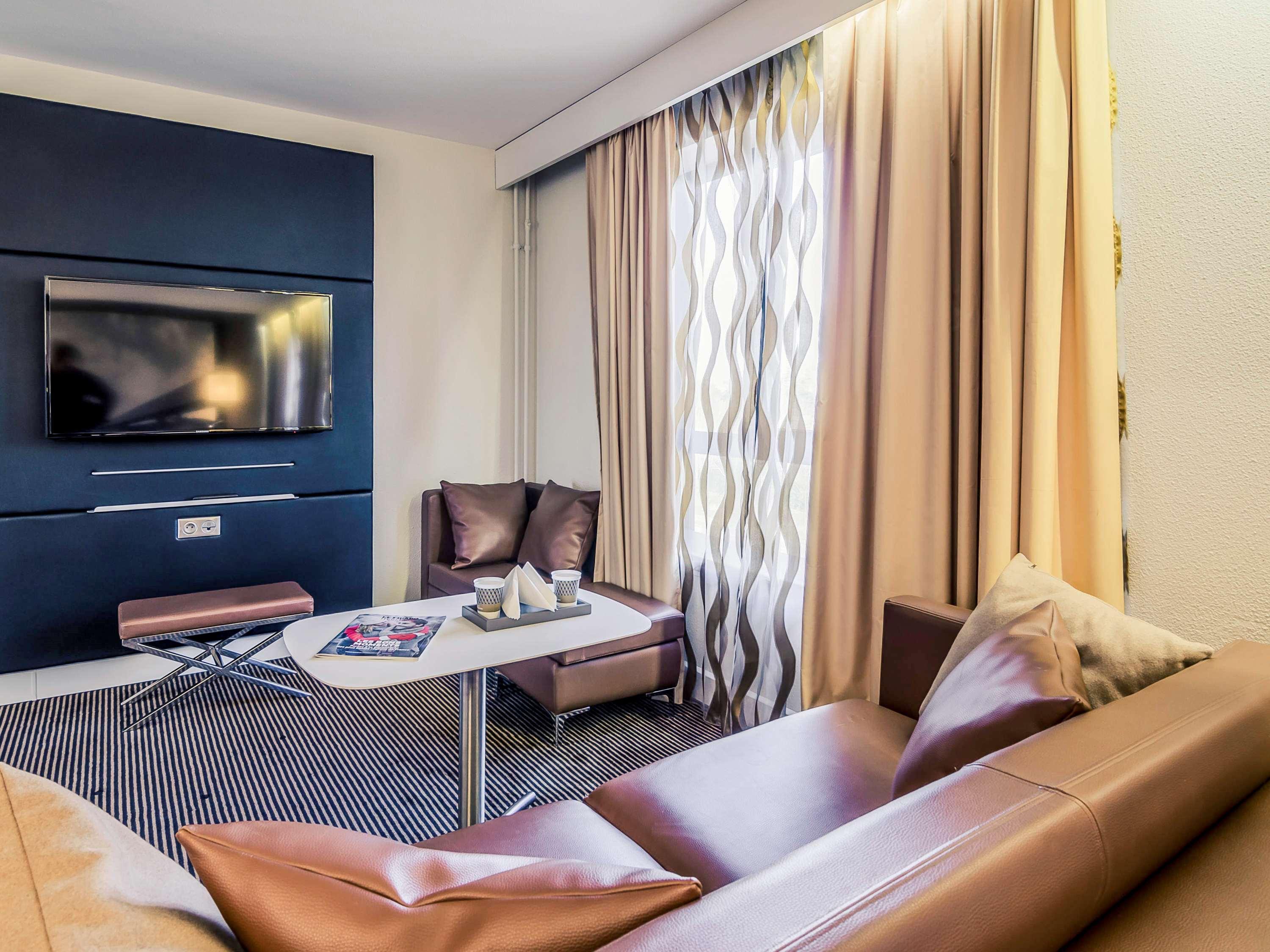 Mercure Cergy Pontoise Centre Eksteriør bilde