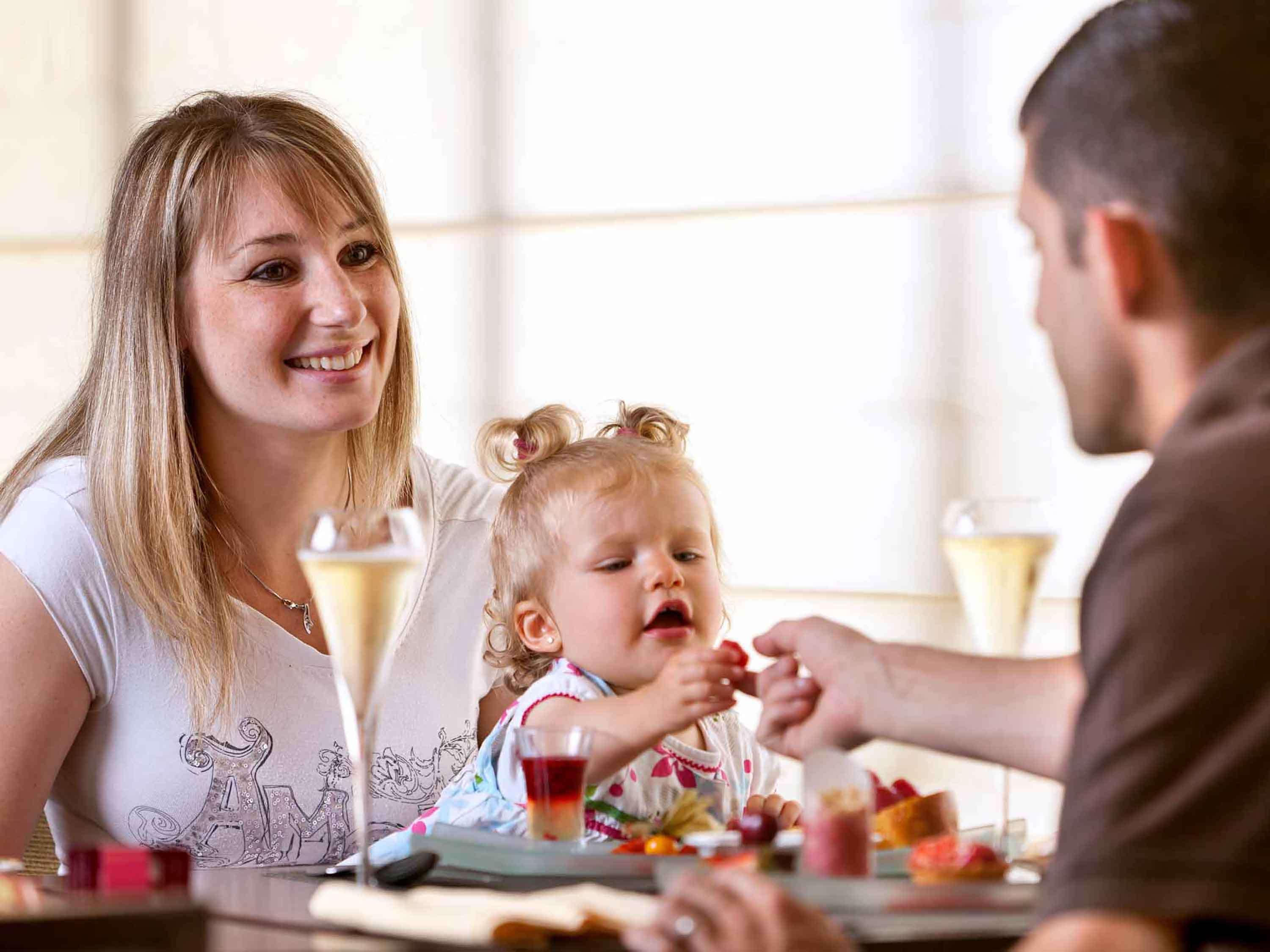 Mercure Cergy Pontoise Centre Eksteriør bilde