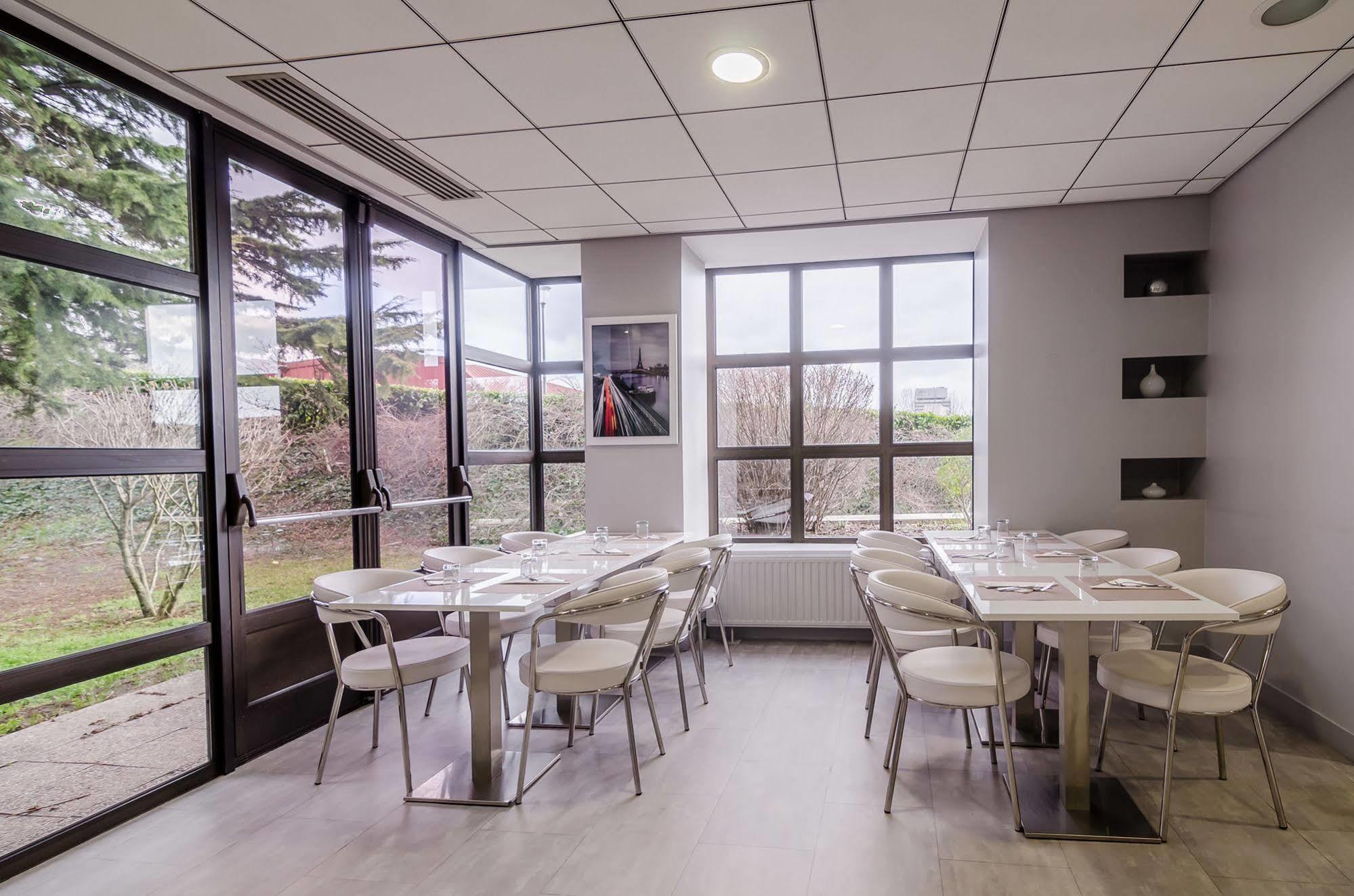 Mercure Cergy Pontoise Centre Eksteriør bilde